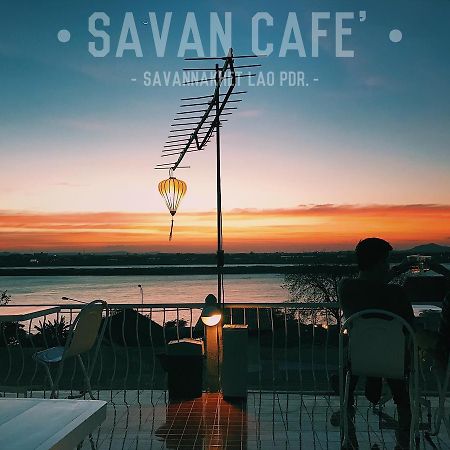 Savan Cafe Albergue Savannakhet Exterior foto